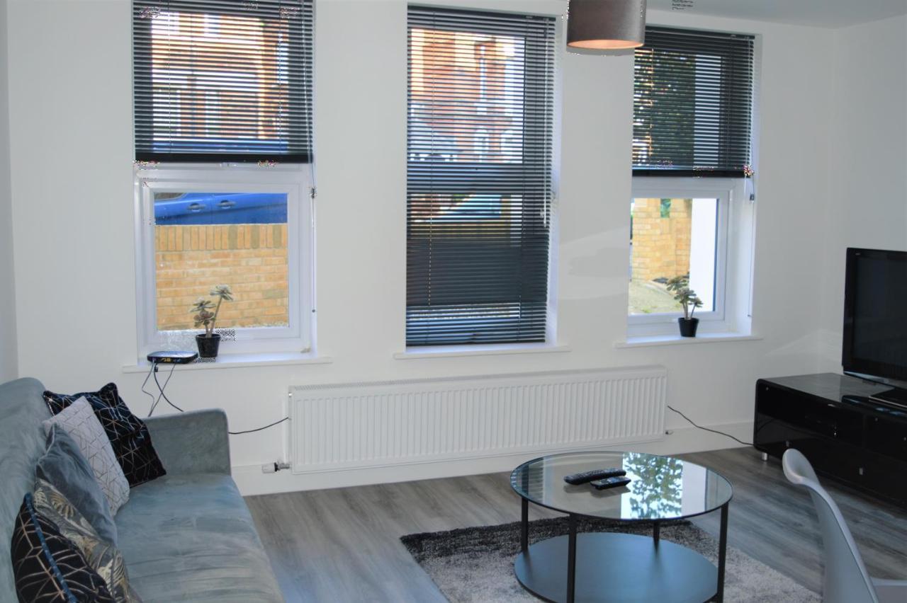 Cheriton Gardens 2 Bed Folkestone Villa Bagian luar foto
