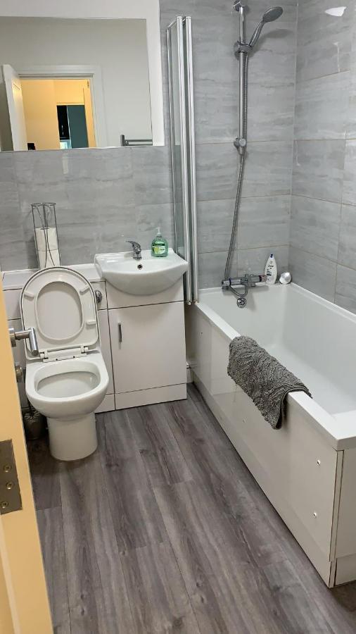 Cheriton Gardens 2 Bed Folkestone Villa Bagian luar foto